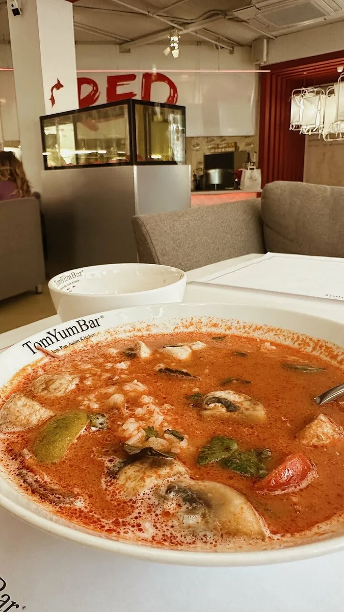 TomYumBar Red